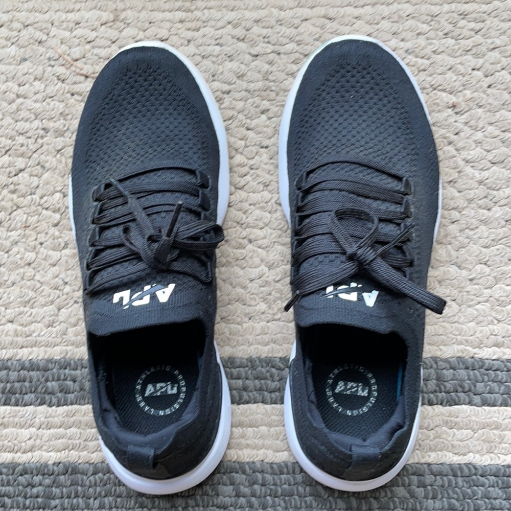 Athletic Propulsion Labs Techloom Breeze Sneaker